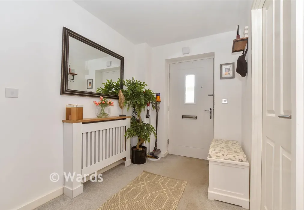 Entrance Hall - Smarden, Ashford, Kent - Wards of Kent