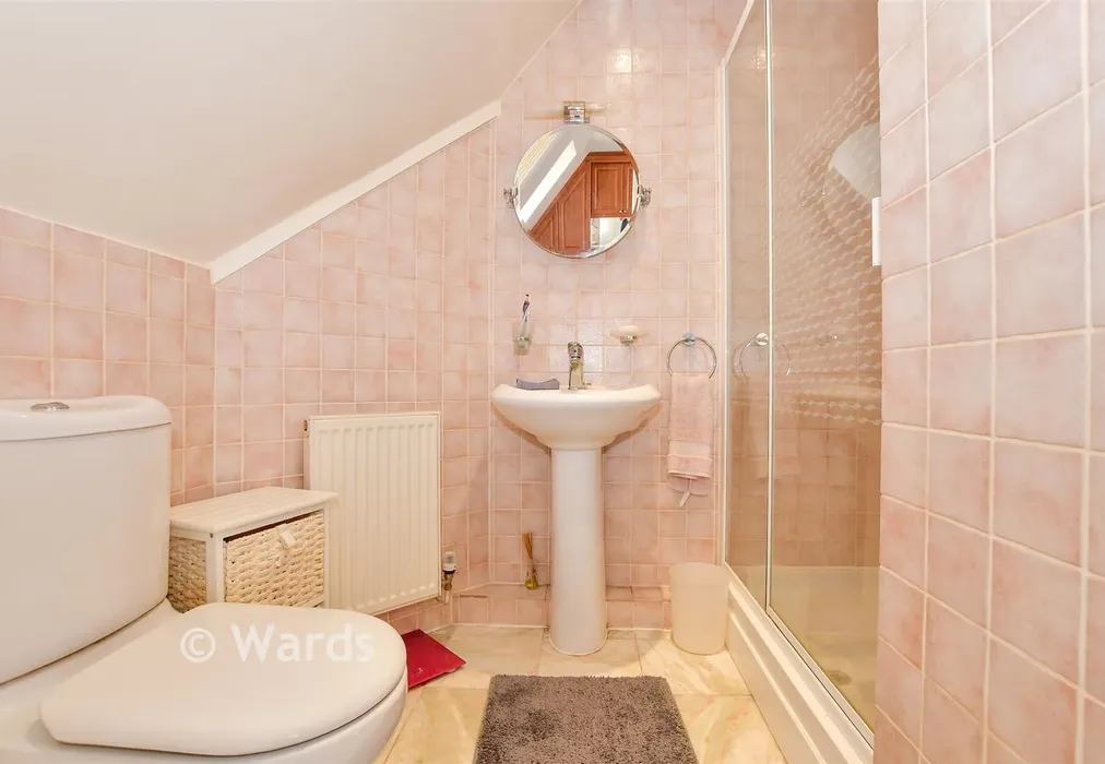 En-Suite Shower Room - Heathfield Road, Penenden Heath, Maidstone, Kent - Wards of Kent