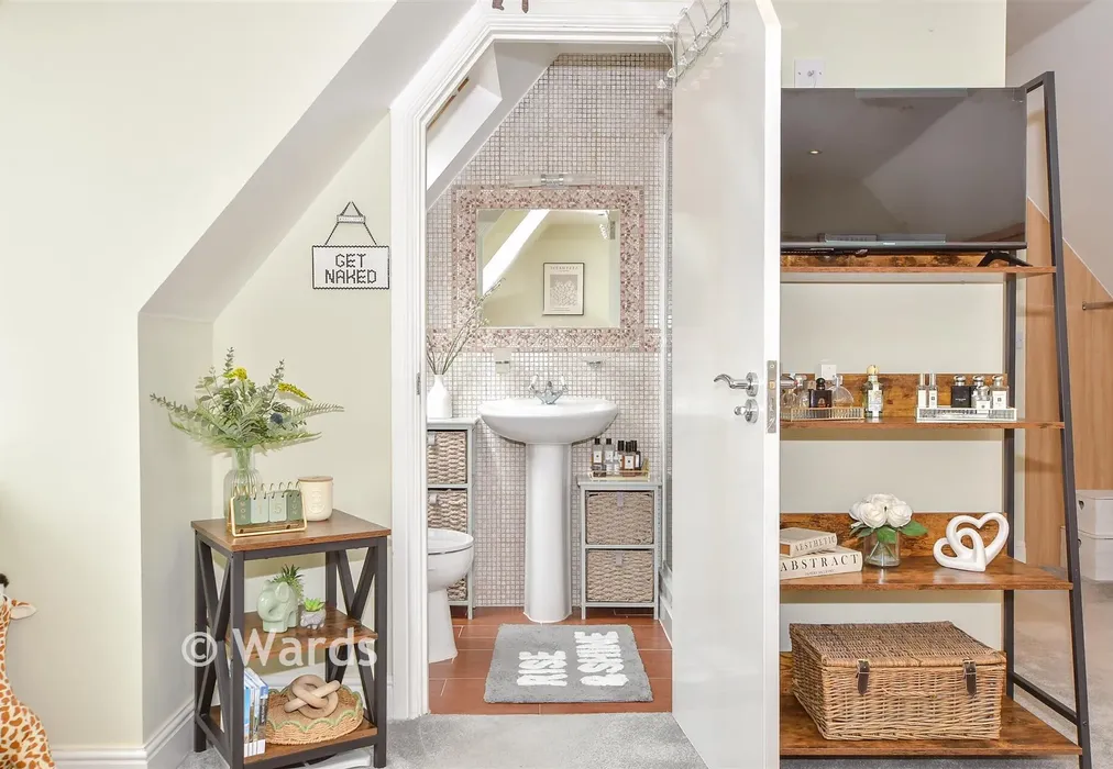 Internal Lifestyle Photograph - Heathfield Road, Penenden Heath, Maidstone, Kent - Wards of Kent