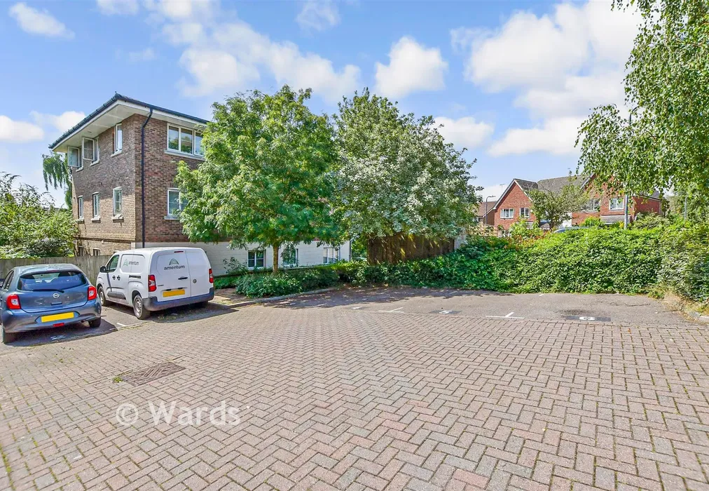 Driveway/Parking - Westborough Mews, Maidstone, Kent - Wards of Kent