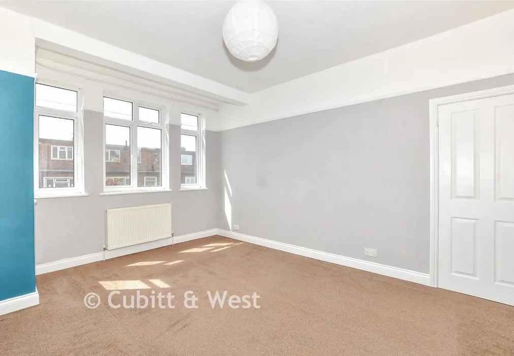 Bedroom 1 - Laburnum Grove, North End, Portsmouth, Hampshire - Wards of Kent
