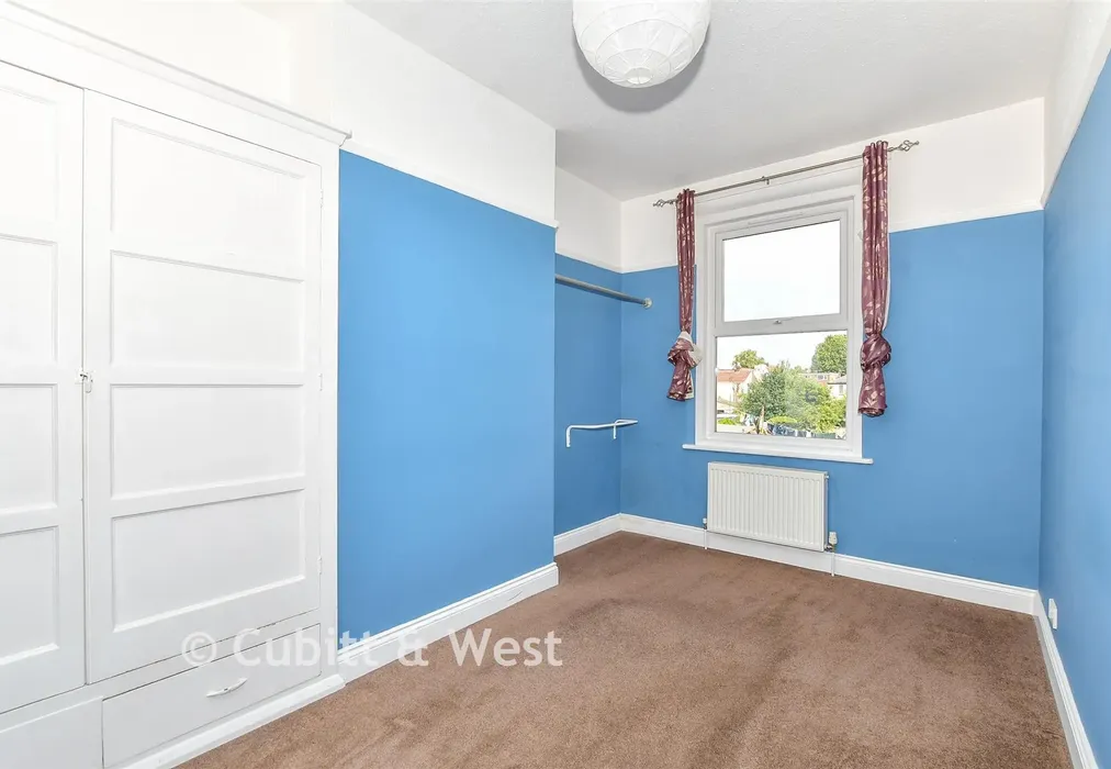 Bedroom 2 - Laburnum Grove, North End, Portsmouth, Hampshire - Wards of Kent