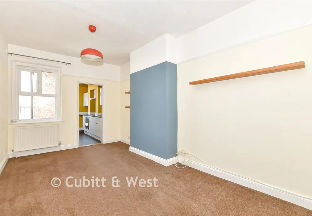 Lounge - Laburnum Grove, North End, Portsmouth, Hampshire - Wards of Kent