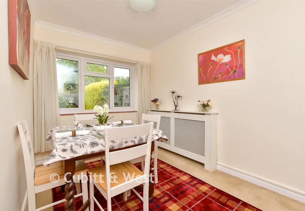 Bedroom 2 - Calthorpe Gardens, Sutton, Surrey - Wards of Kent
