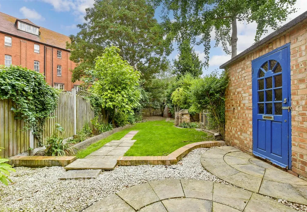 Rear Garden - Hundreds Close, Westgate-On-Sea, Kent - Wards of Kent