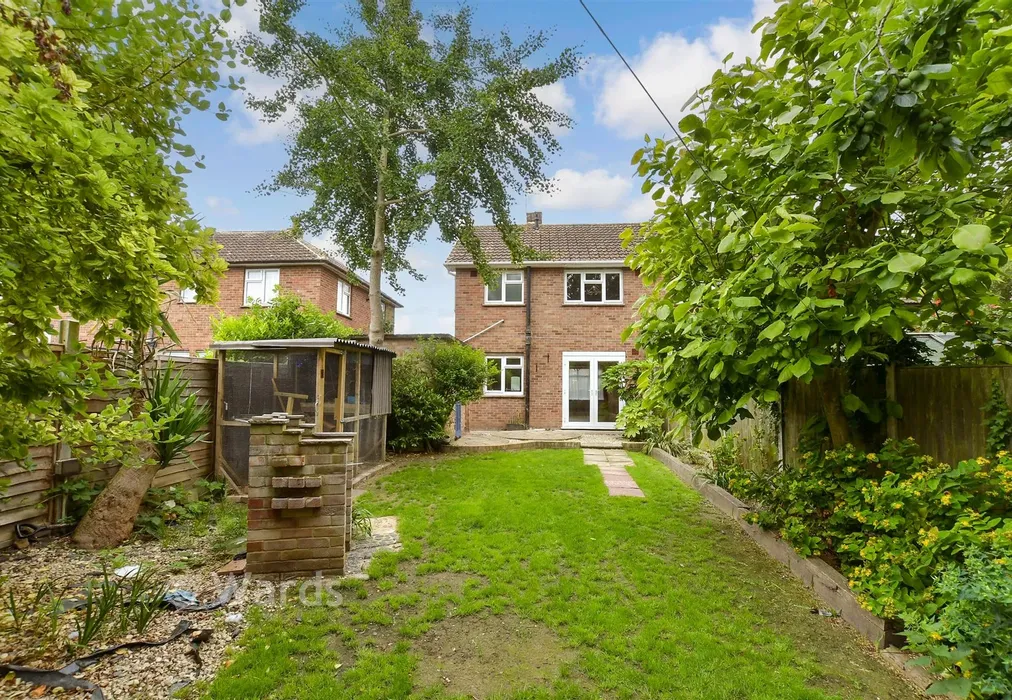 External Lifestyle Photograph - Hundreds Close, Westgate-On-Sea, Kent - Wards of Kent