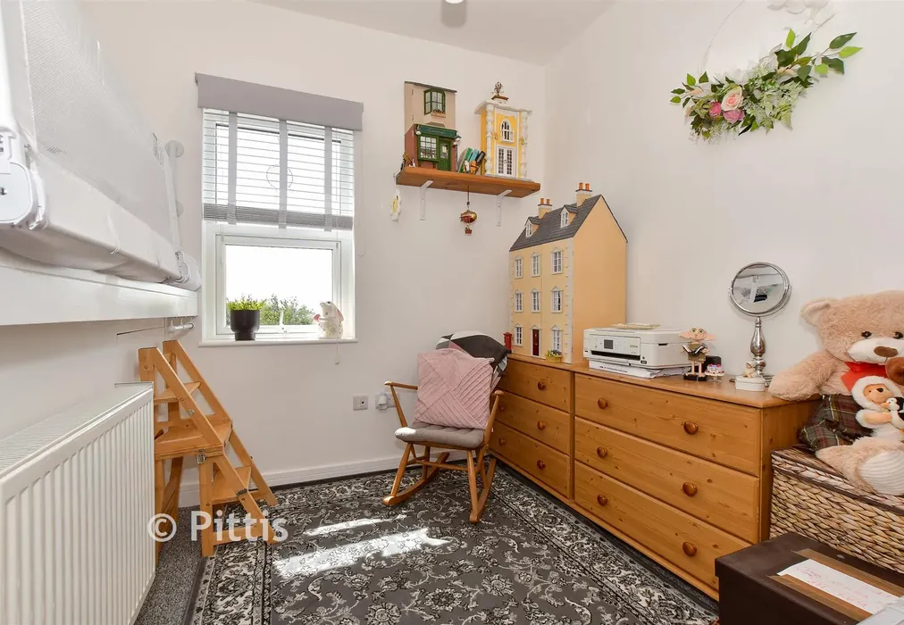 Bedroom 2 - Worsley Road, Newport, Isle of Wight - Wards of Kent