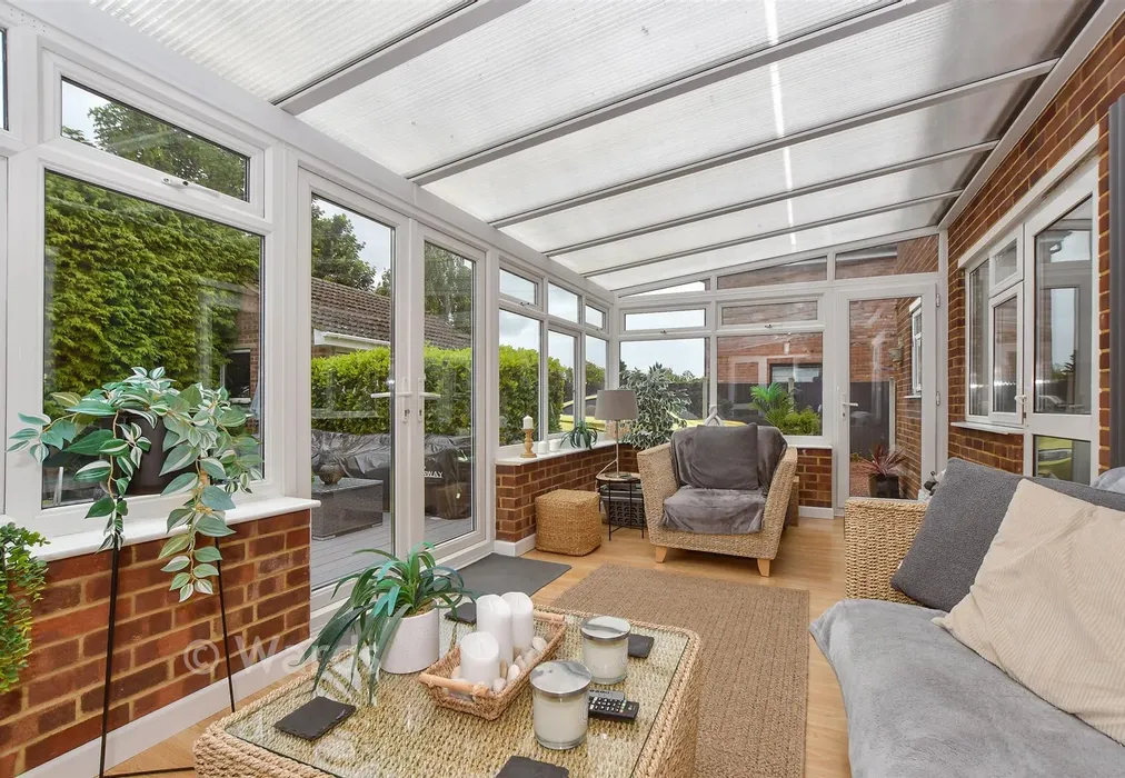 Sun Room - Manwood Close, Sittingbourne, Kent - Wards of Kent