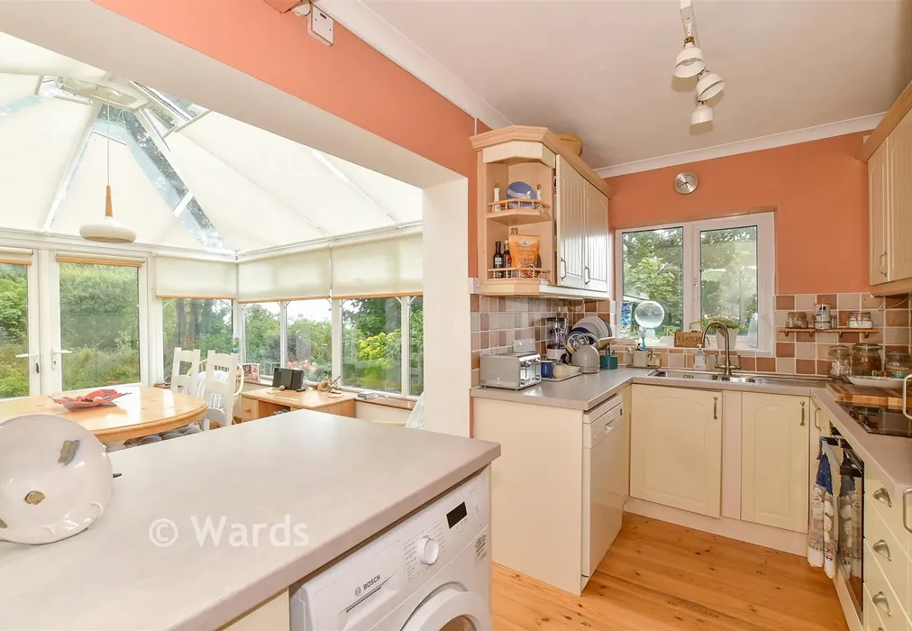 Kitchen - Naildown Road, Hythe, Kent - Wards of Kent