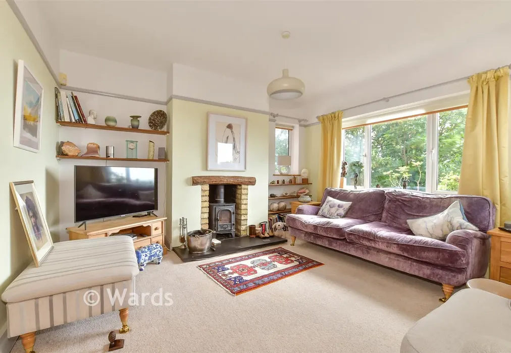 Lounge - Naildown Road, Hythe, Kent - Wards of Kent
