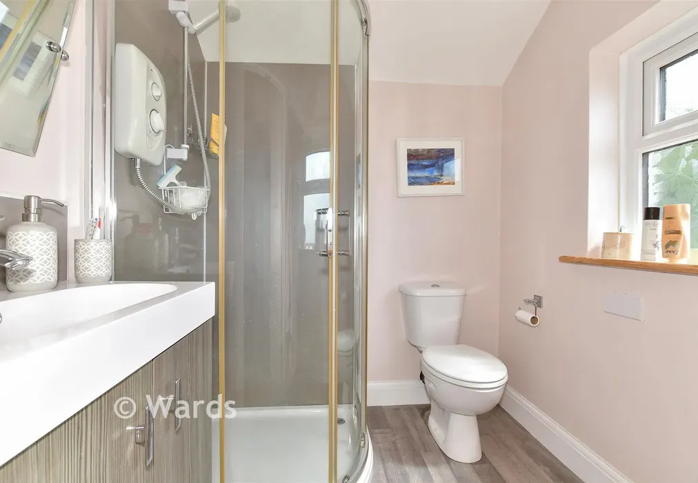 En-Suite Shower Room - Naildown Road, Hythe, Kent - Wards of Kent