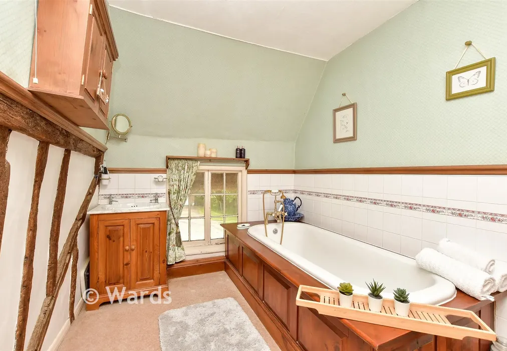 Bathroom - Chestnut Wood Lane, Borden, Sittingbourne, Kent - Wards of Kent