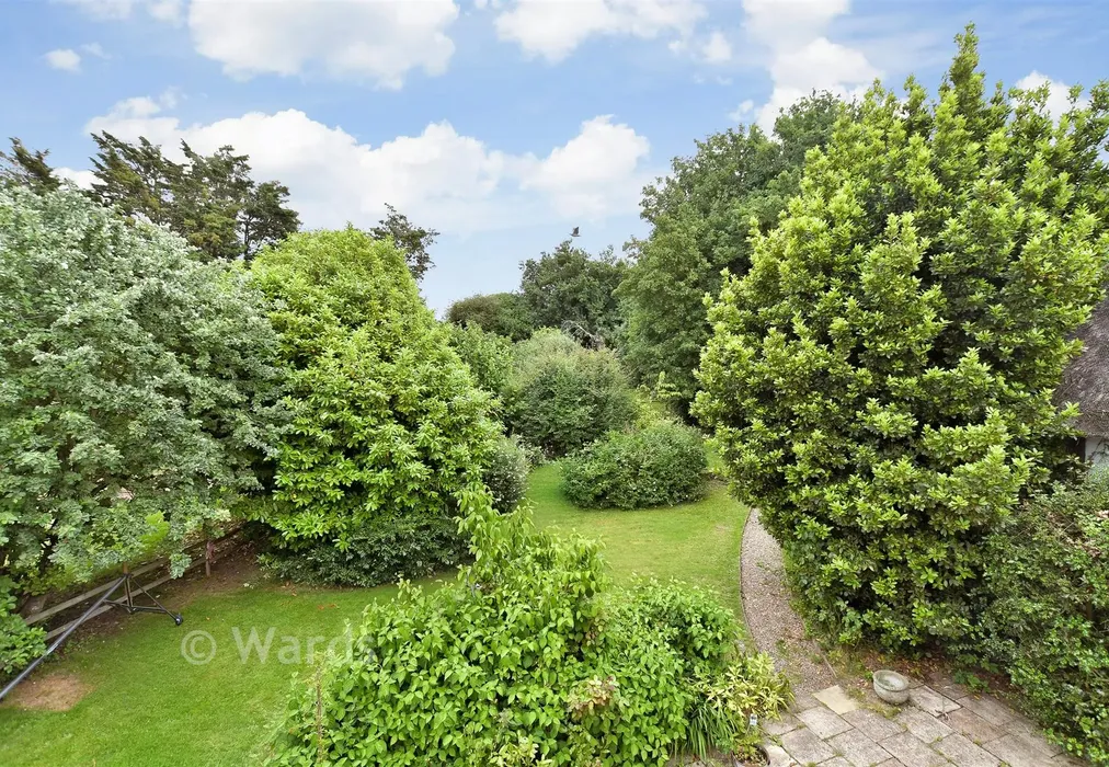 Rear Garden - Chestnut Wood Lane, Borden, Sittingbourne, Kent - Wards of Kent