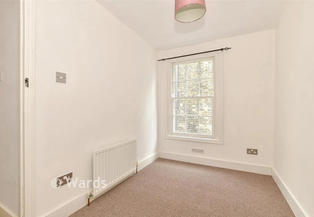 Bedroom 2 - East Cliff, Dover, Kent - Wards of Kent