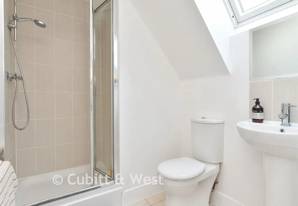 Top Floor Bathroom - Sanditon Way, Worthing, West Sussex - Wards of Kent