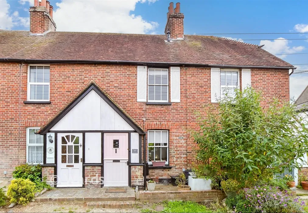 External (Web) - Old Saltwood Lane, Saltwood, Hythe, Kent - Wards of Kent