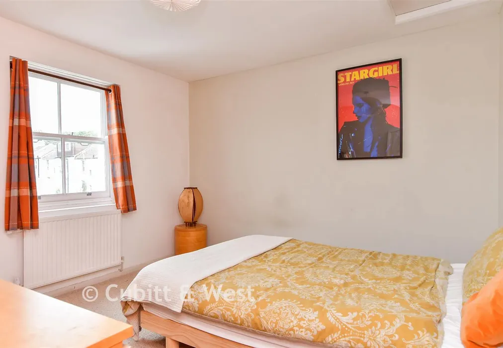 Bedroom - Clyde Road, Brighton, East Sussex - Wards of Kent
