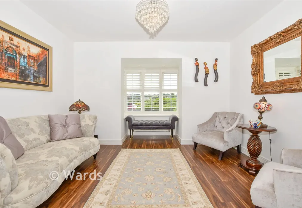 Family Area - Regent Way, Kings Hill, Kent - Wards of Kent