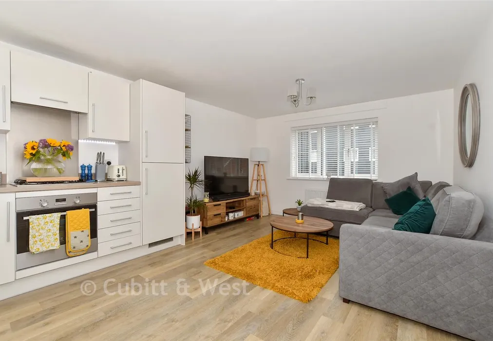 Lounge/ Kitchen - Illett Way, Faygate, West Sussex - Wards of Kent
