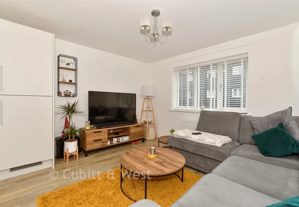 Lounge/ Kitchen - Illett Way, Faygate, West Sussex - Wards of Kent