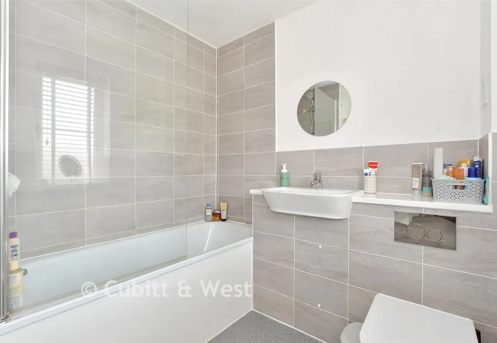 Bathroom - Illett Way, Faygate, West Sussex - Wards of Kent