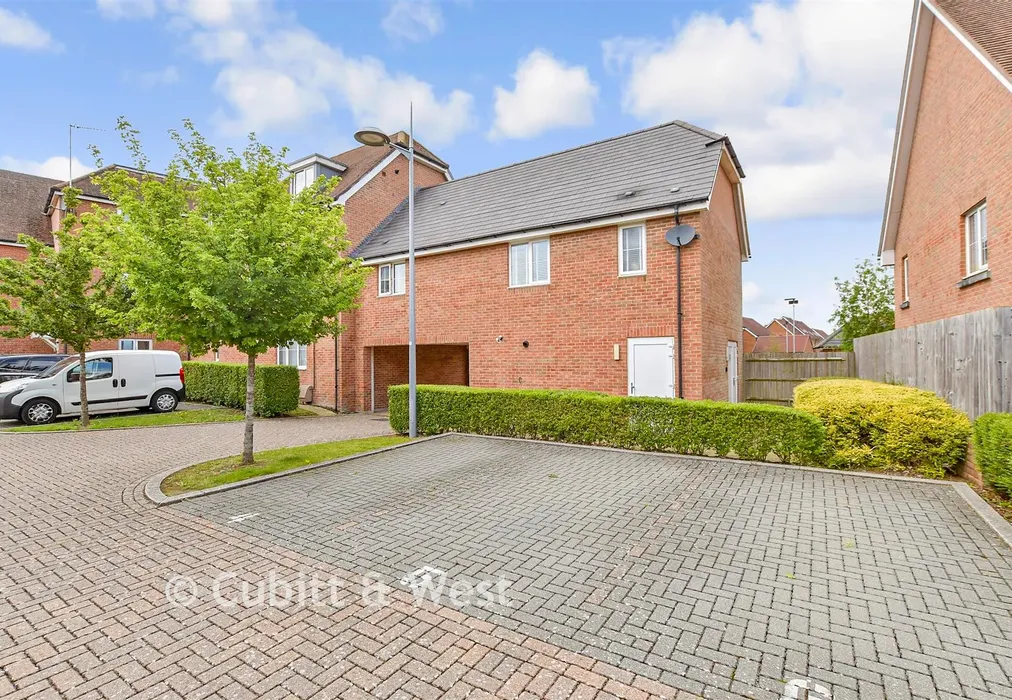 Rear Elevation - Illett Way, Faygate, West Sussex - Wards of Kent
