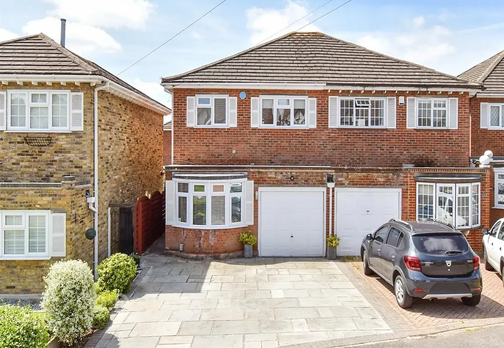 External Web - Rayburn Road, Hornchurch, Essex - Wards of Kent
