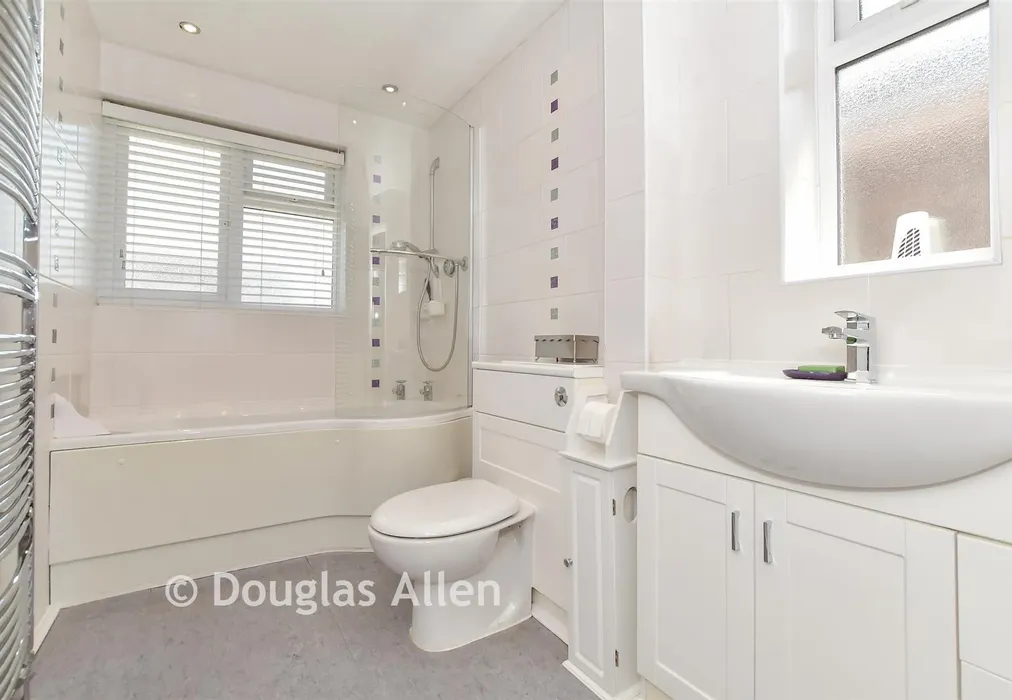 Bathroom - Rayburn Road, Hornchurch, Essex - Wards of Kent