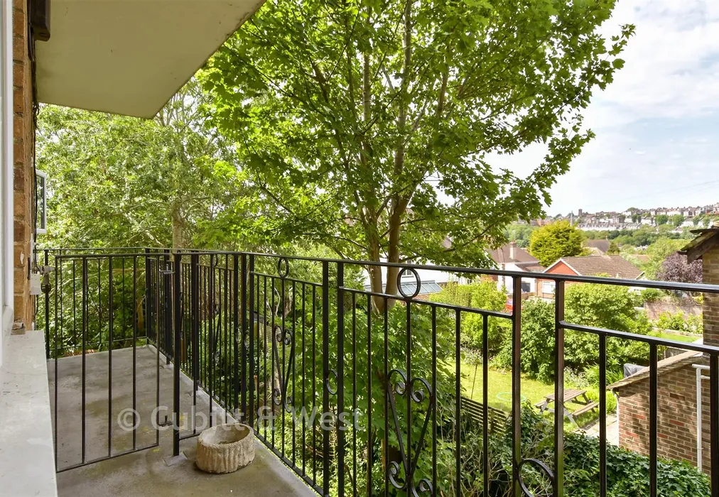 Balcony - Harrington Road, Brighton, East Sussex - Wards of Kent