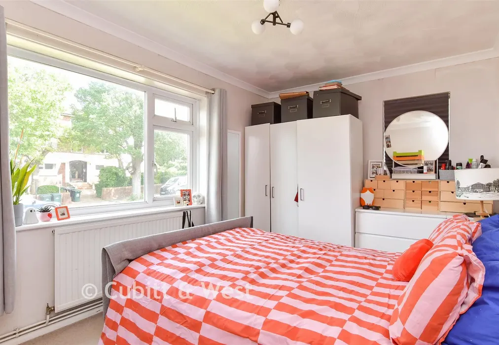 Bedroom 2 - Harrington Road, Brighton, East Sussex - Wards of Kent