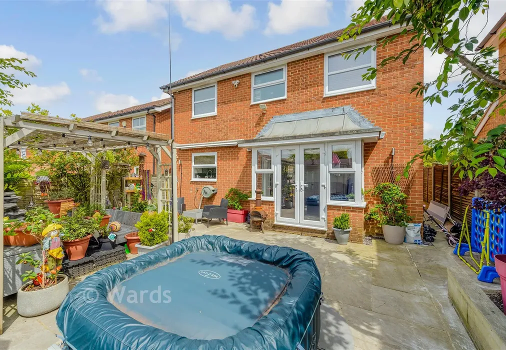 Rear Elevation - Bedgebury Close, Rochester, Kent - Wards of Kent