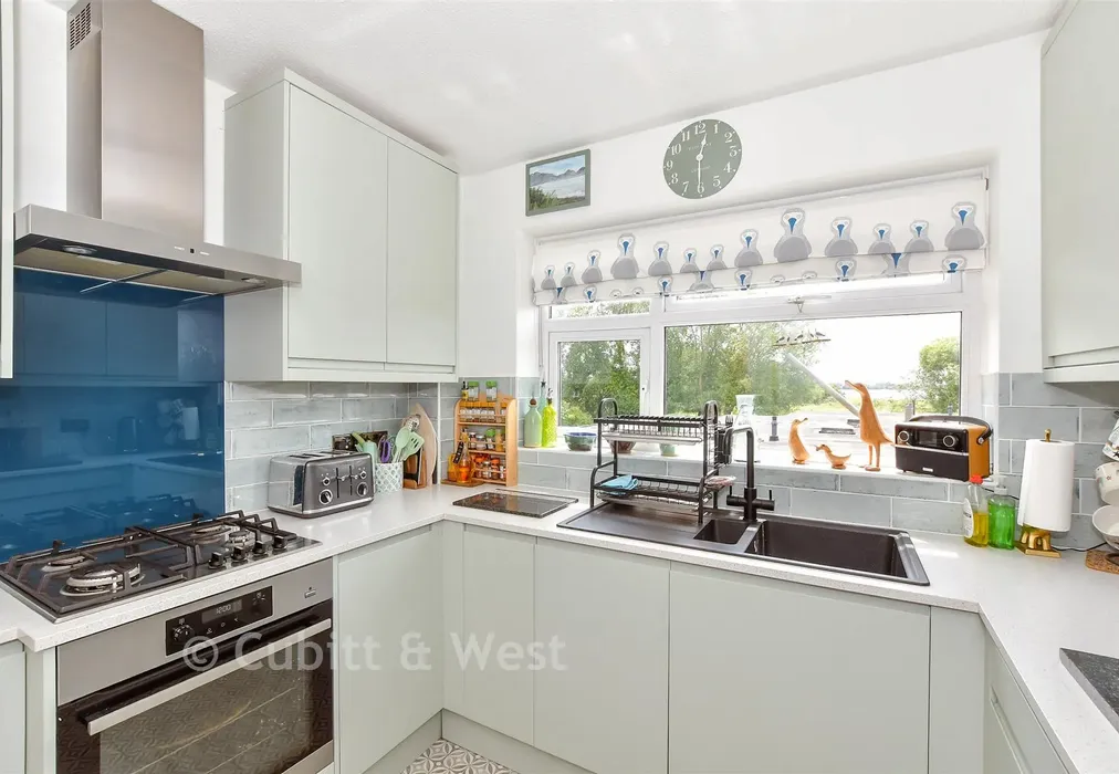 Kitchen - Mill Close, Chichester, West Sussex - Wards of Kent