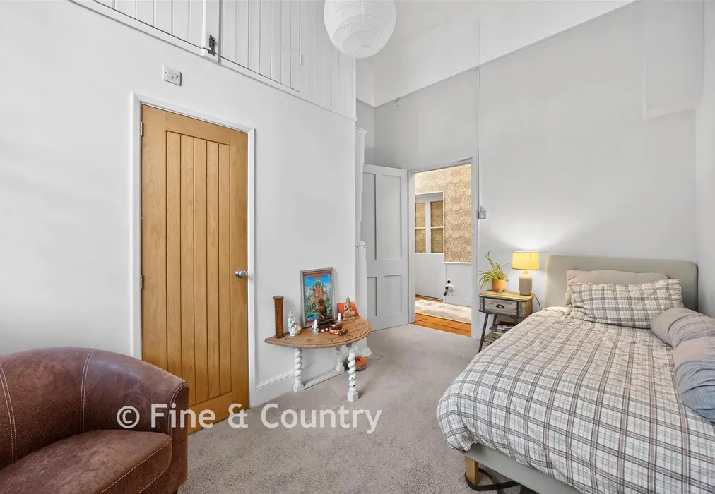 Bedroom - Madeira Road, Ventnor, Isle of Wight - Wards of Kent