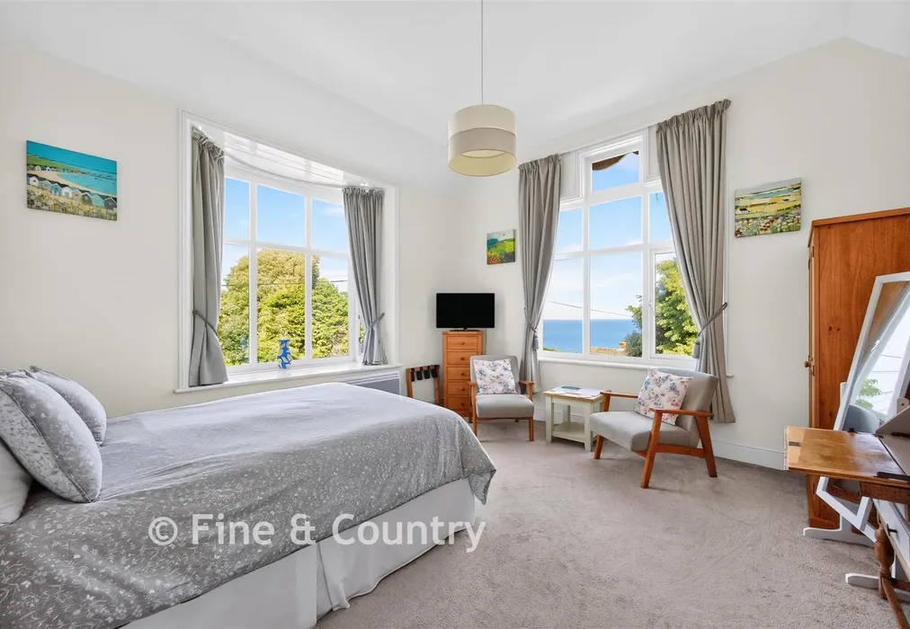 Bedroom 12 - Madeira Road, Ventnor, Isle of Wight - Wards of Kent