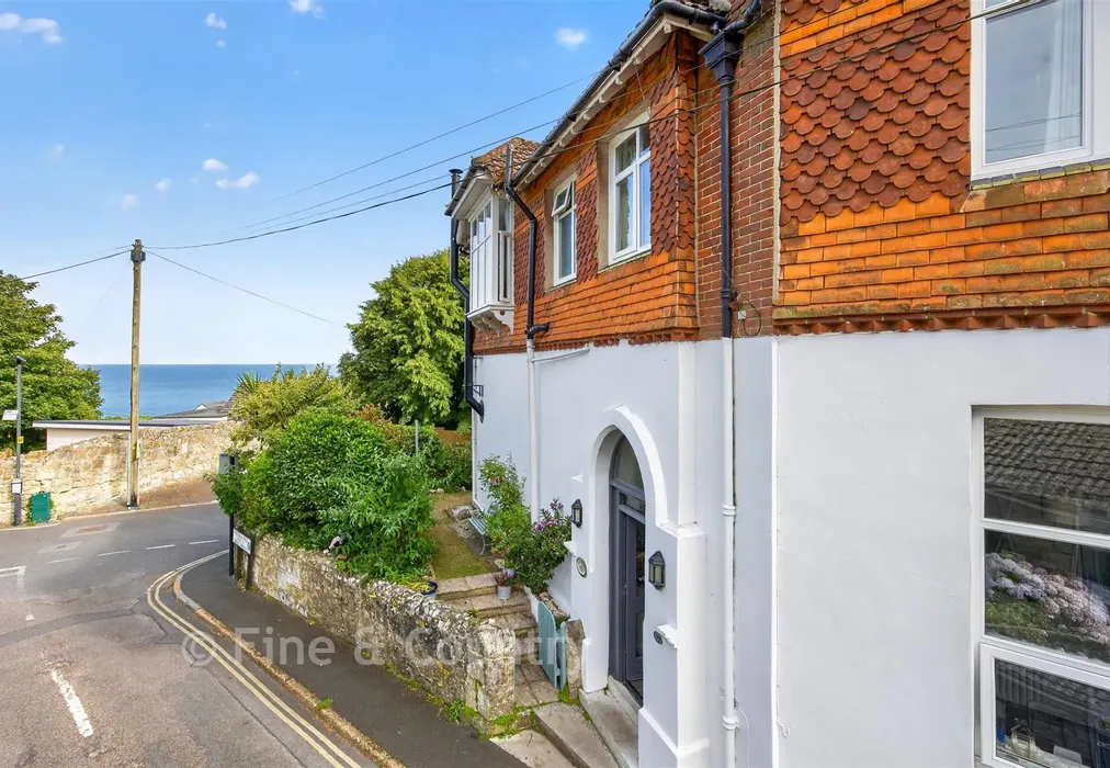 External Lifestyle - Madeira Road, Ventnor, Isle of Wight - Wards of Kent