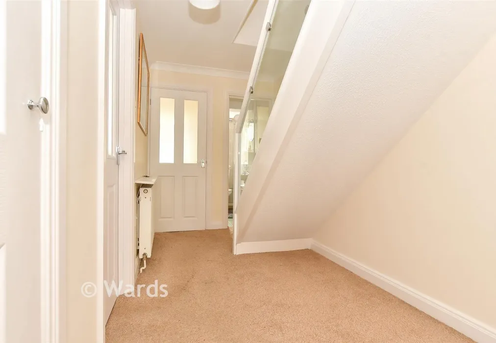 Entrance Hall - Sandown Lees, Sandwich, Kent - Wards of Kent