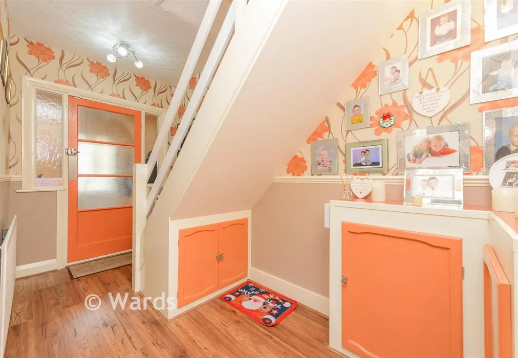Entrance Hall - Gouge Avenue, Northfleet, Gravesend, Kent - Wards of Kent