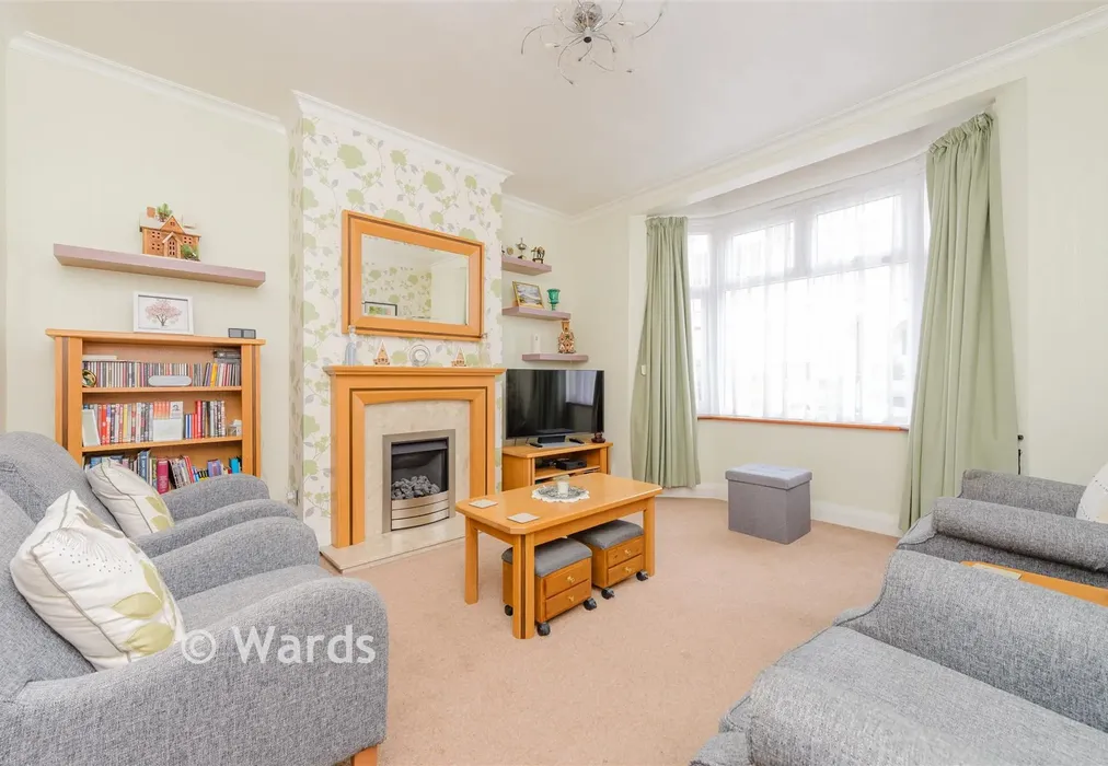Lounge - Gouge Avenue, Northfleet, Gravesend, Kent - Wards of Kent