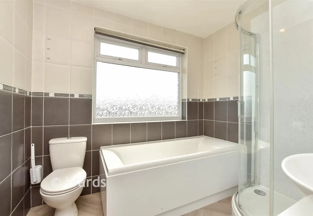 Bathroom - Oak Lane, Minster, Sheerness, Kent - Wards of Kent