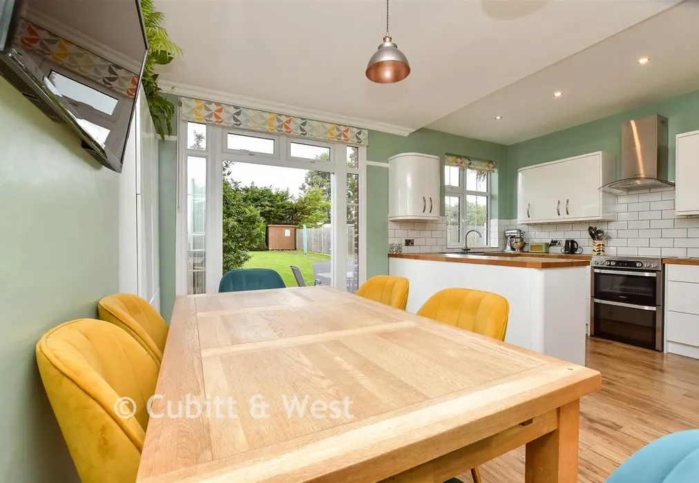 Kitchen / Diner - Benhill Wood Road, Sutton, Surrey - Wards of Kent