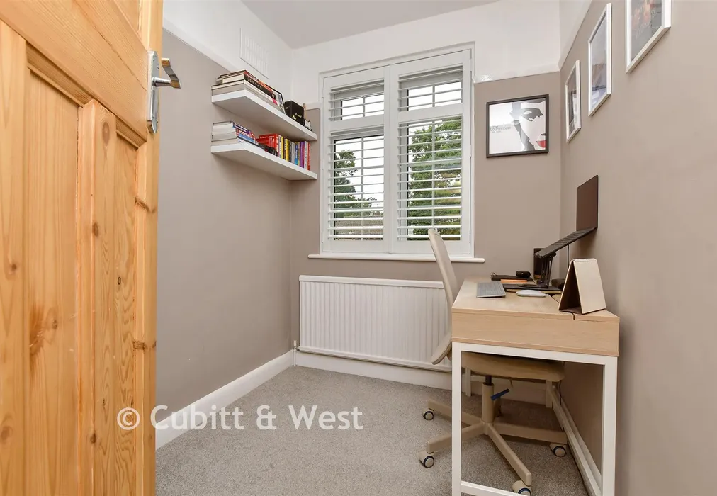 Bedroom 3 - Benhill Wood Road, Sutton, Surrey - Wards of Kent