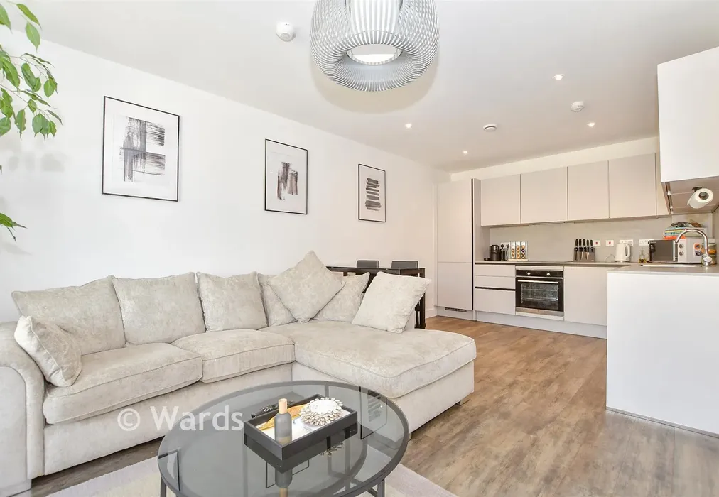 Lounge/Diner/ Kitchen - Eastern Avenue, SWANSCOMBE, Kent - Wards of Kent