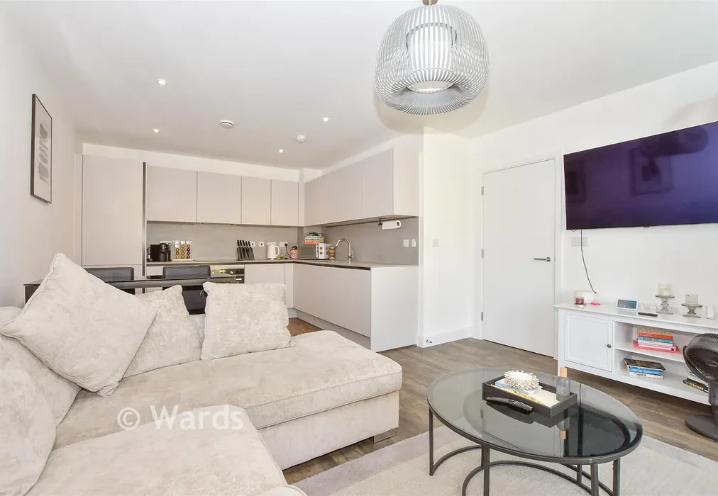 Lounge/Diner/ Kitchen - Eastern Avenue, SWANSCOMBE, Kent - Wards of Kent