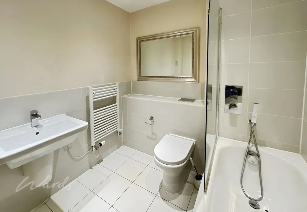 the causeway bath... - The Causeway St. Mary's Island Chatham ME4 3SQ - Wards of Kent