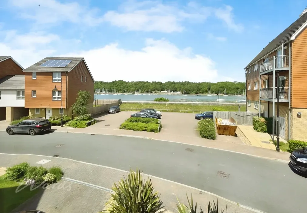 the causeway view - The Causeway St. Mary's Island Chatham ME4 3SQ - Wards of Kent