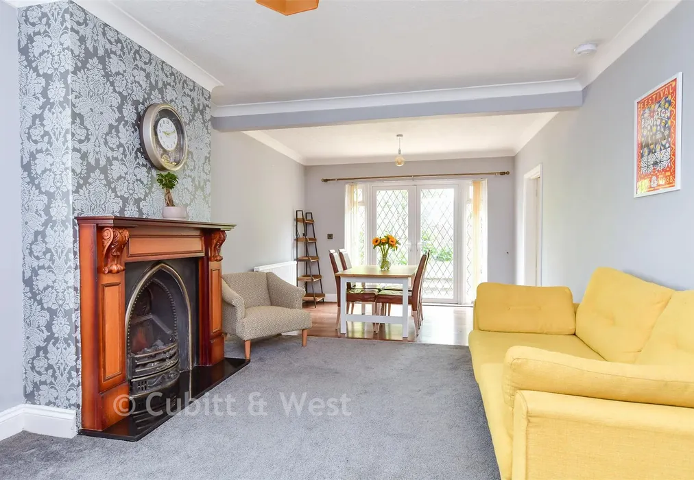 Lounge - Falmer Road, Woodingdean, Brighton, East Sussex - Wards of Kent