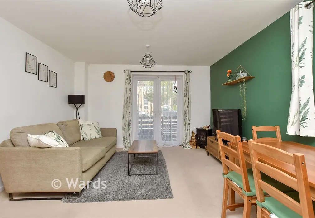 Lounge/Diner - Spinel Close, Sittingbourne, Kent - Wards of Kent