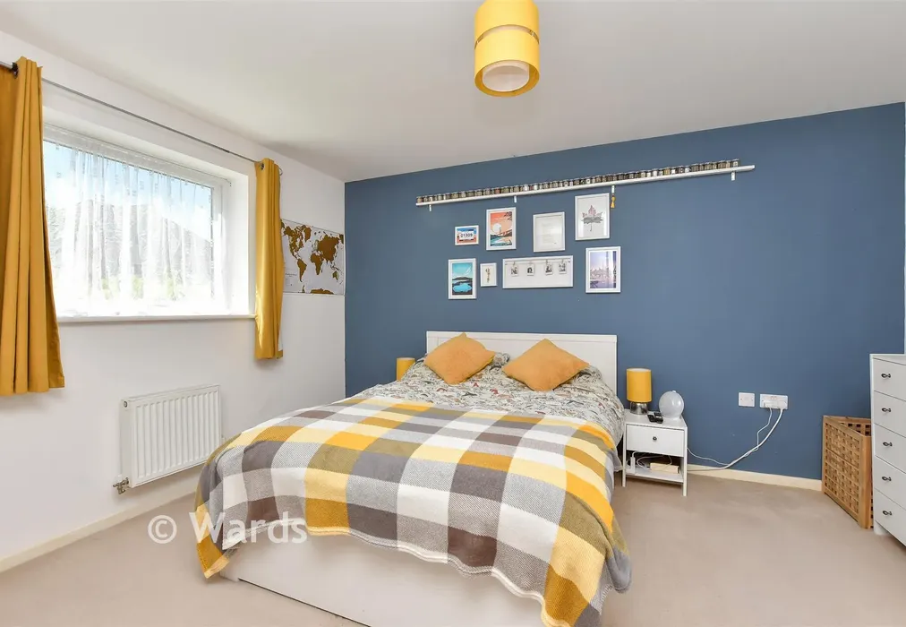 Bedroom 1 - Spinel Close, Sittingbourne, Kent - Wards of Kent