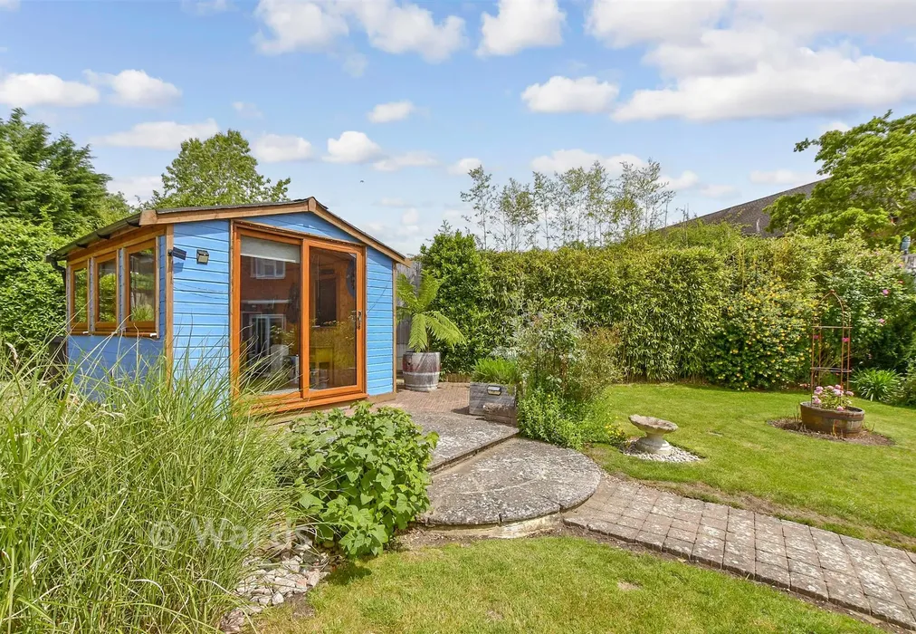 Rear Garden - Tilden Close, High Halden, Kent - Wards of Kent