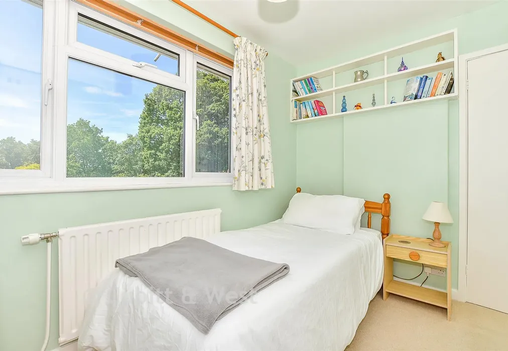 Bedroom 4 - Fermor Road, Crowborough, East Sussex - Wards of Kent